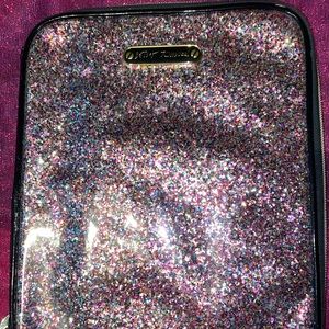 Betsey Johnson Tablet Case
